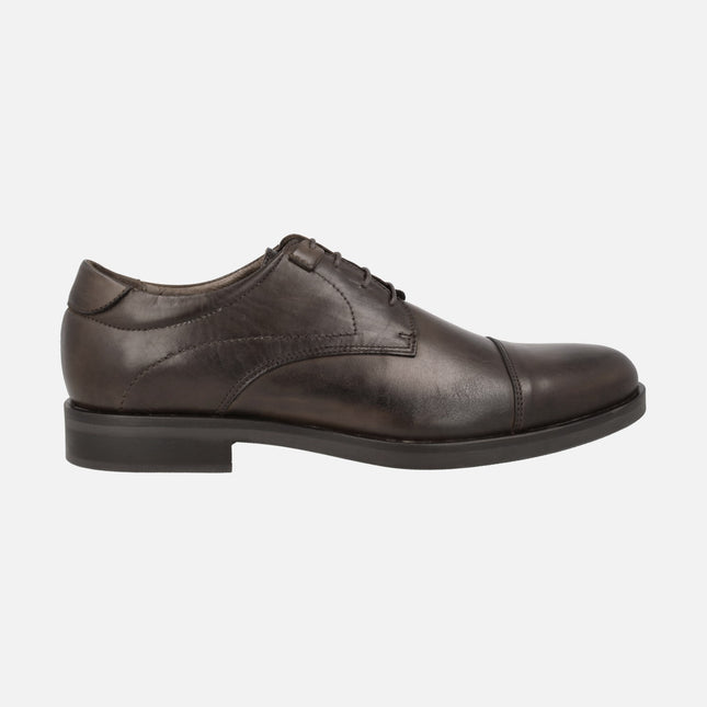 Blucher leather shoes with straight toe