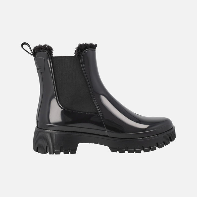 Colden black Chelsea style rain booties with fur lining