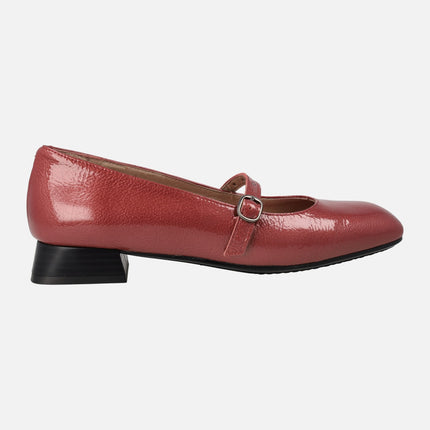 Mary jane shoes in red patent leather