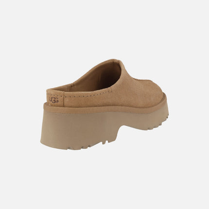 New Heights Clogs in chesnut suede