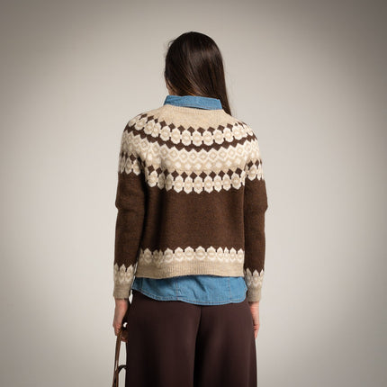 Jersey de textura cálida con grecas