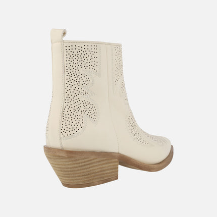 Cowboy style Alpe Holly boots in off white leather