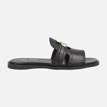 Sandalias planas estilo pala Sheila en piel negra con adorno oro