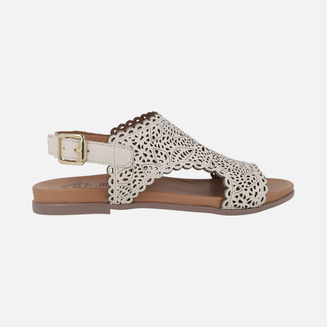 Sandalias de piel troqueladas con tira al talón