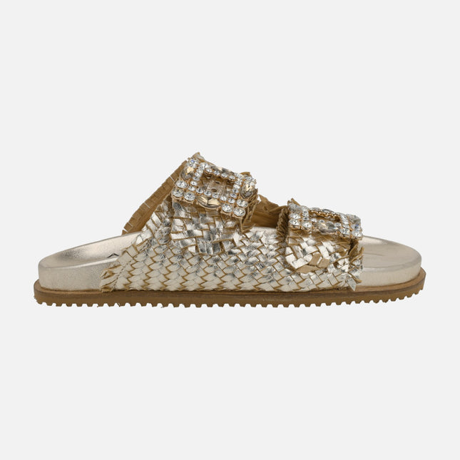 Sandalias de piel trenzada con hebillas joya