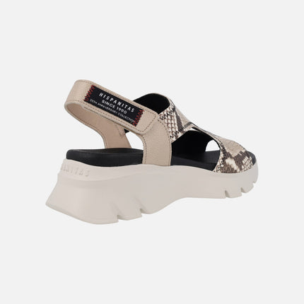 Sandalias de piel con cierre de velcro y plataforma