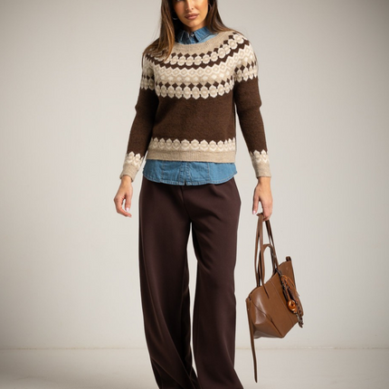 Jersey de textura cálida con grecas