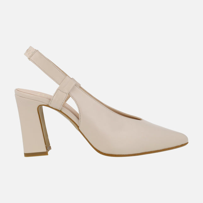 Zapatos de salón destalonados en piel lisa con tacón alto