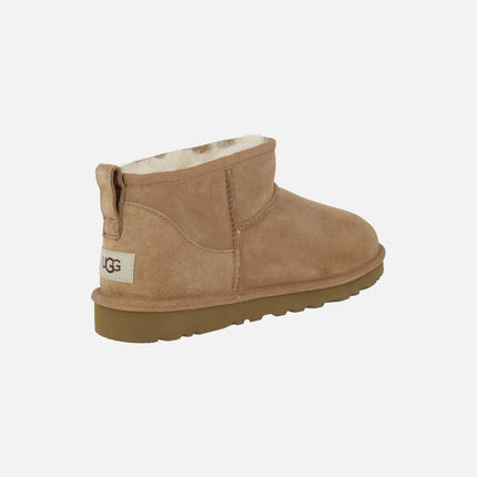 Botas Ugg Classic Ultra mini para hombre