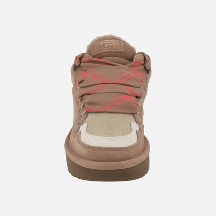 Zapatos deportivos UGG LOWMEL con planta forrada de pelo