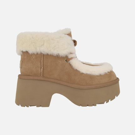Botas Ugg Esmee Lace up con cordones y cuello de pelo