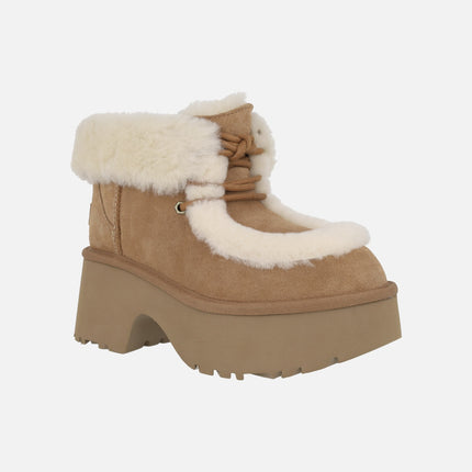 Botas Ugg Esmee Lace up con cordones y cuello de pelo