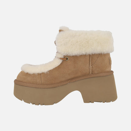 Botas Ugg Esmee Lace up con cordones y cuello de pelo