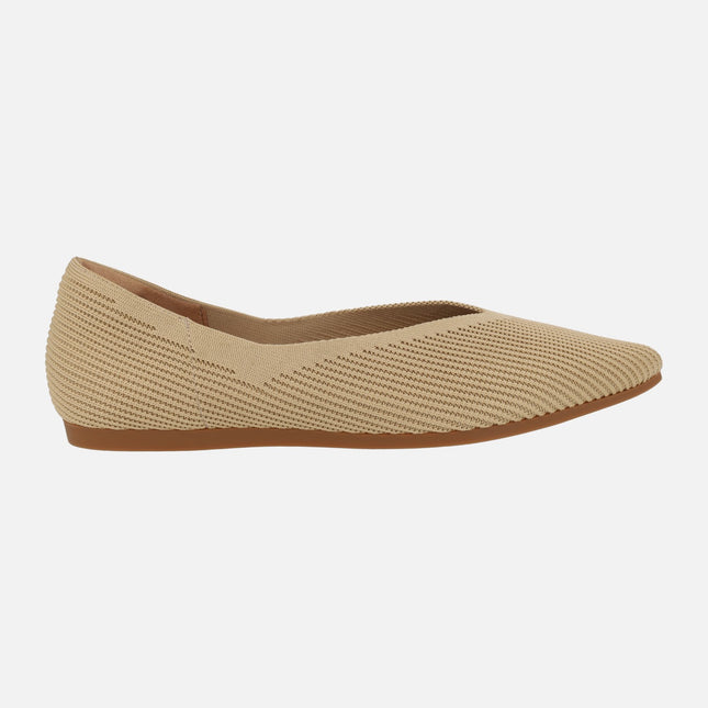 Camel elastic fabric ballerinas with beak neckline