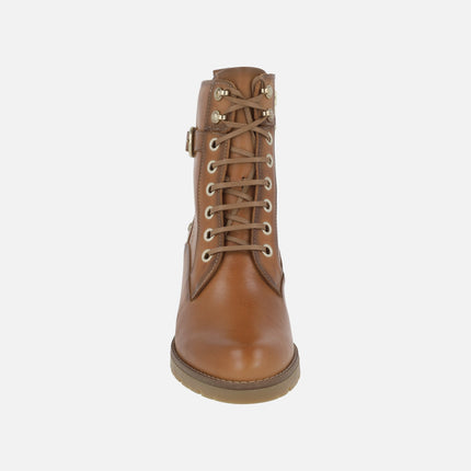 Botines de piel con cordones y tacón Llanes