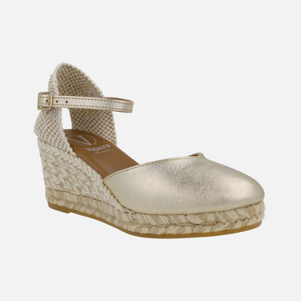 Gold leather espadrilles with ankle bracelet