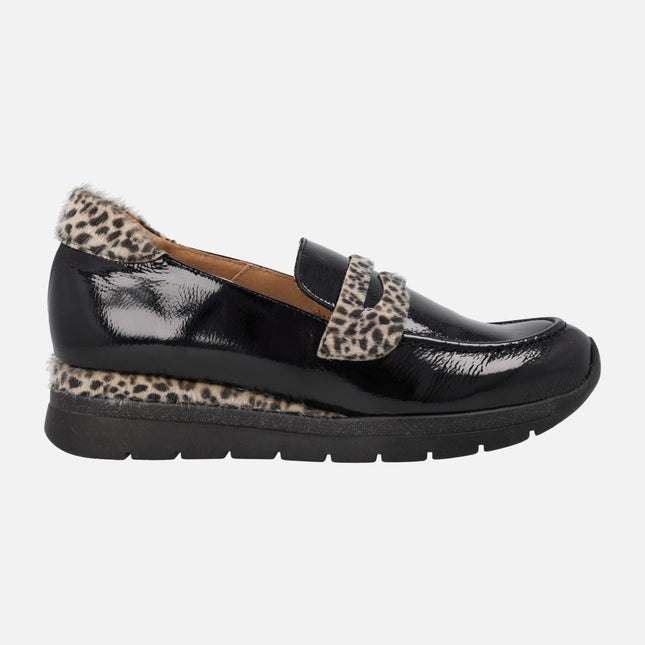 Mocasines Polar en piel charol con detalles en animal print