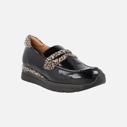 Mocasines Polar en piel charol con detalles en animal print