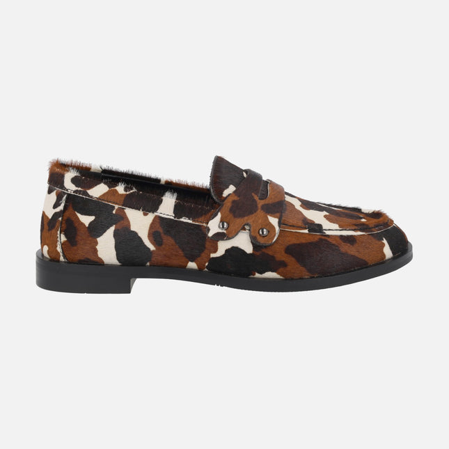 Mocasines Khan en animal print vaca