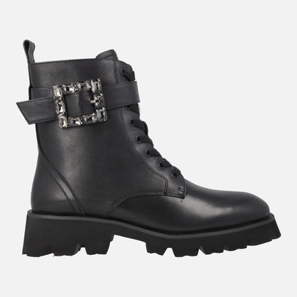 Botines negros de piel con cordones y hebilla joya Elisa