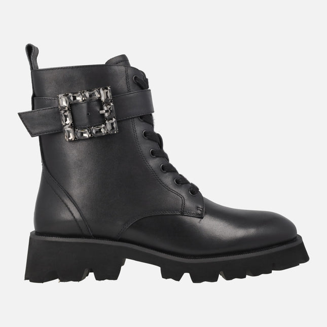 Botines negros de piel con cordones y hebilla joya Elisa