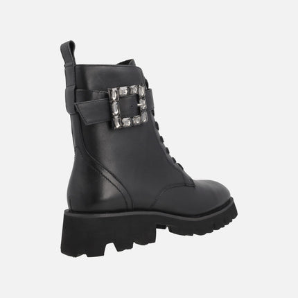 Botines negros de piel con cordones y hebilla joya Elisa