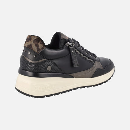 Zapatos deportivos de piel con talonera en animal print