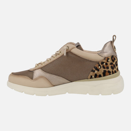 Deportivas multi material metalizadas con talón en animal print