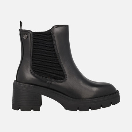 Black leather boots with elastic and zipper