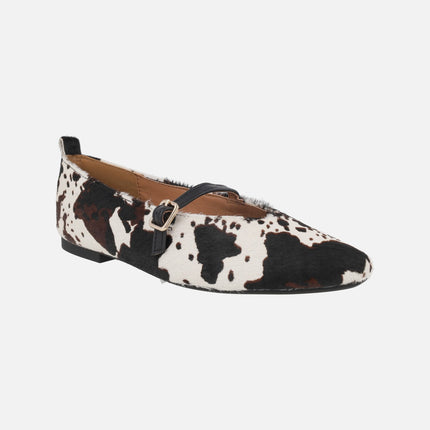 Bailarinas Paris estilo mary jane en pelo print vaca