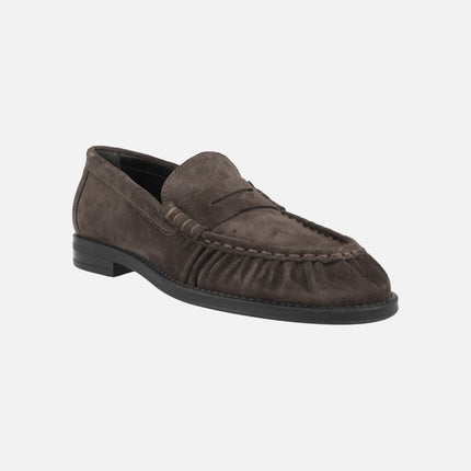 Mocasines de ante marrón con frunces y antifaz Alpe Oxford