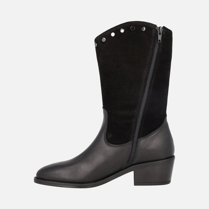 Botas Alpe Queens en combinado de piel y serraje negro con tachas
