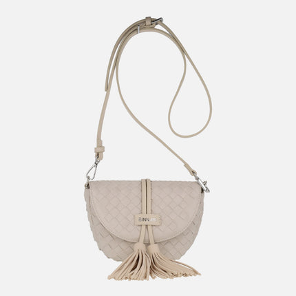 Bolsos bandolera Turia trenzados con adorno de borlas