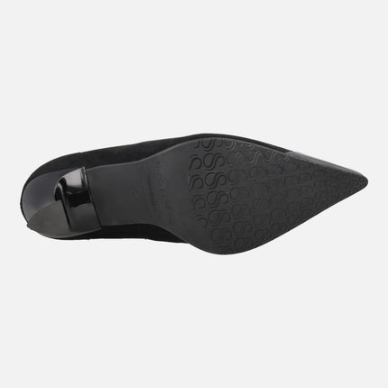 Botas altas de tacón en tejido elástico imitando ante con adorno metálico en la punta