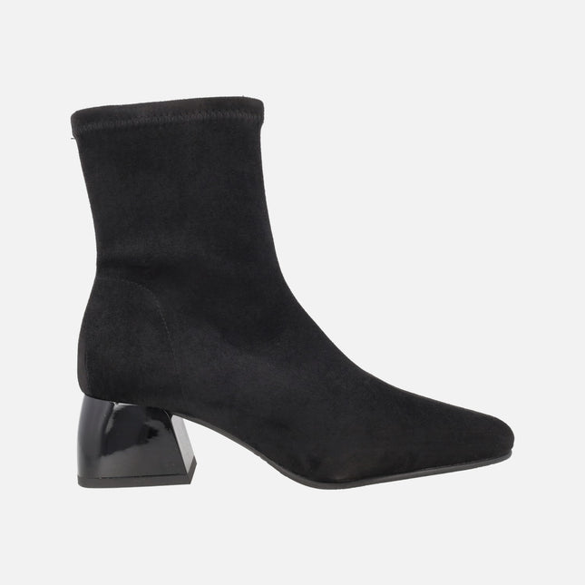 Botines de tejido elástico efecto ante con sistema Eco Dry