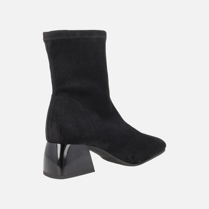 Botines de tejido elástico efecto ante con sistema Eco Dry