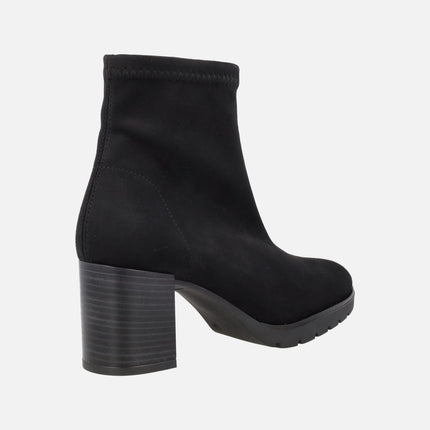 Botines negros de tacón en tejido elástico efecto ante