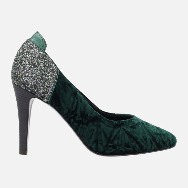 High heeled rooms in green velvet with glitter heel