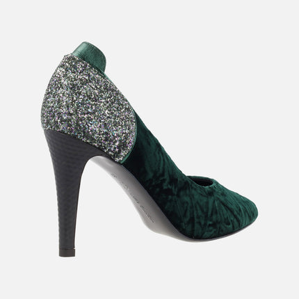 High heeled rooms in green velvet with glitter heel