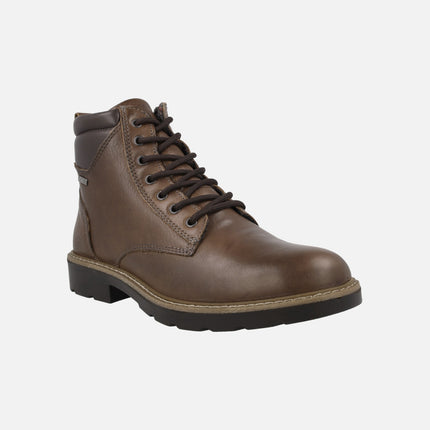 Botas marrones de piel con cordones y membrana Gore tex