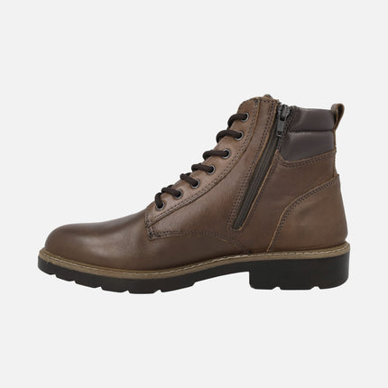 Botas marrones de piel con cordones y membrana Gore tex