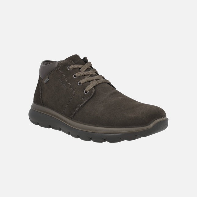 Botines de cordones para hombre en serraje marrón con membrana Gore tex