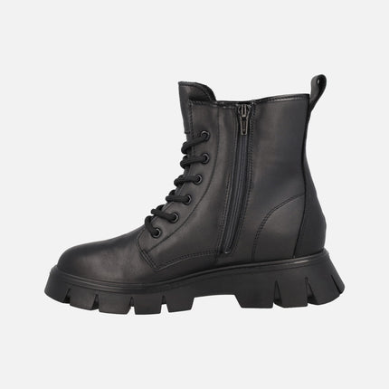 Botines negros de piel con cordones y membrana Gore tex