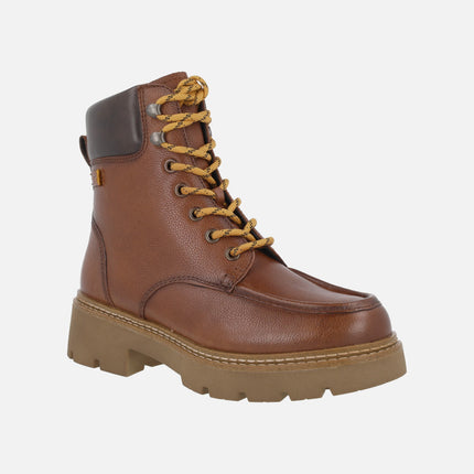 Botines de piel con cordones y forro de pelo