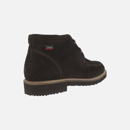 Men's ankle boots in brown suede with lace closure