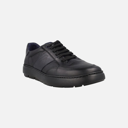 Zapatos deportivos negros de piel para hombre con cordones