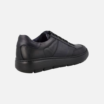 Zapatos deportivos negros de piel para hombre con cordones