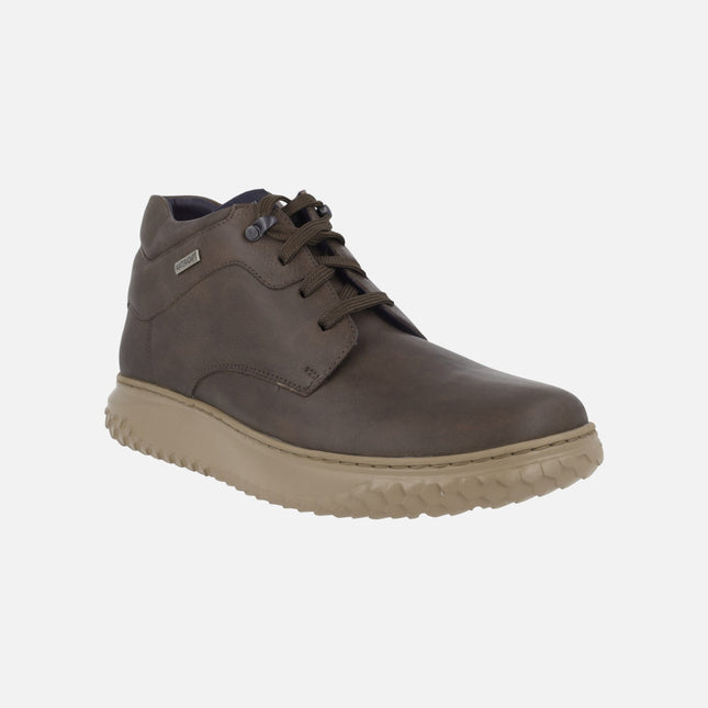 Botines marrones de piel para hombre con membrana impermeable