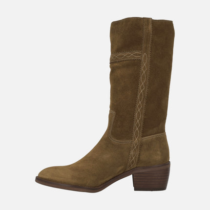 Botas Dakota 476 en piel serraje con tacón bajo