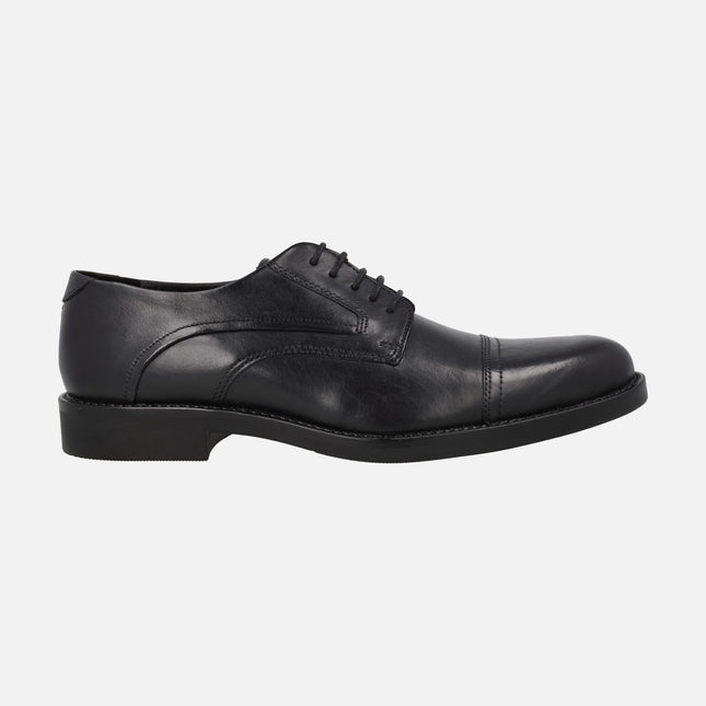 Zapatos de piel para hombre con puntera pespunteada